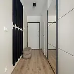 아파트 Stylish With Underground Parking And A Perfect Location By Renters *